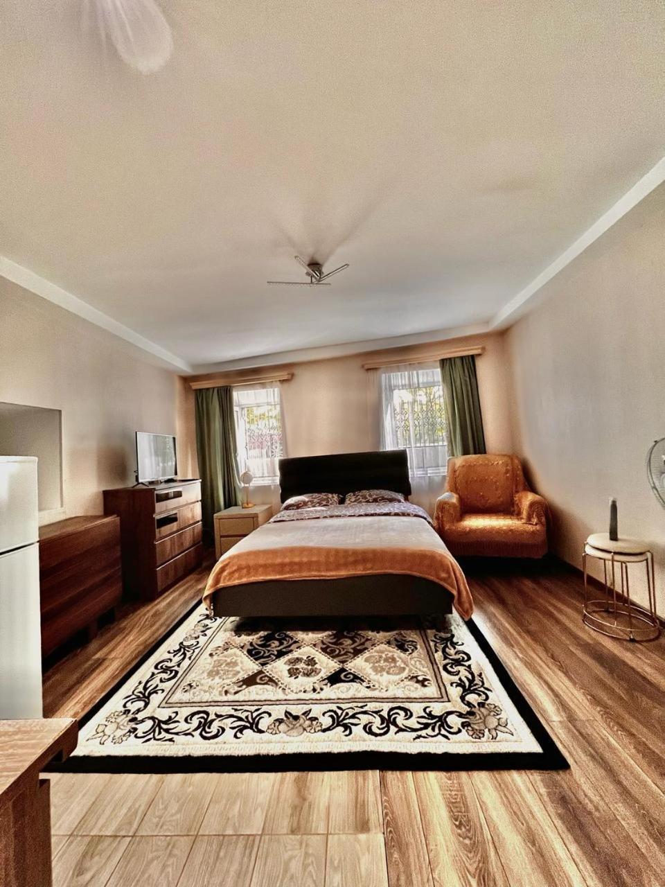 Avlabari Apartment